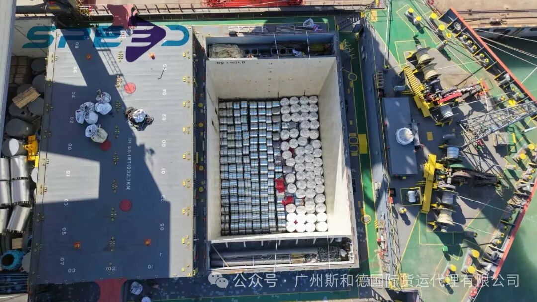 대량 물류 중단: 연운항에서 아프리카로 강철 코일 운송